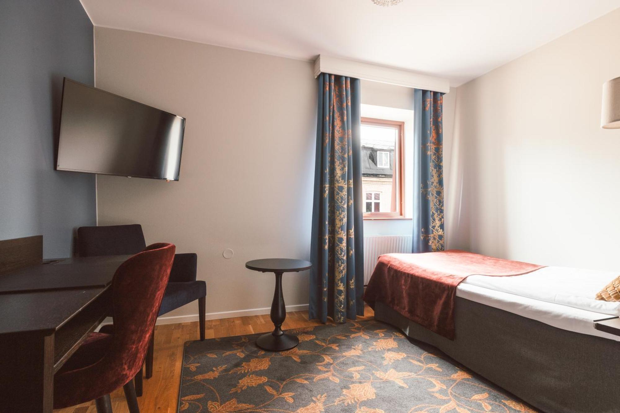 Home Hotel Kung Oscar Trollhättan Εξωτερικό φωτογραφία